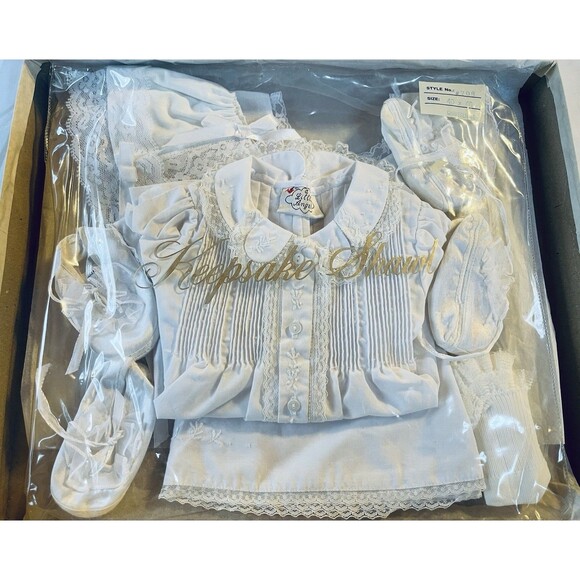Vintage Phyllis Baby Wear Christening Set Dress Coat Bonnet Shoes Bibs Boxed - Picture 10 of 14